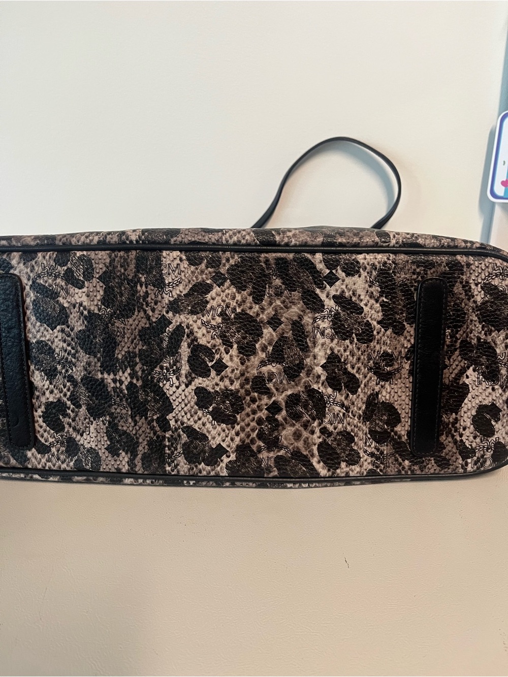 MCM Animal Print Tote Bag with Black Trim - Picture 4 of 6